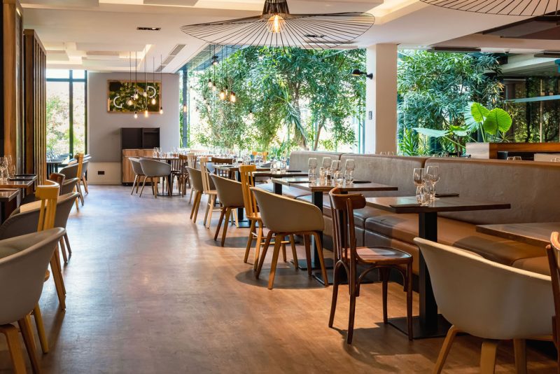 04_RestaurantSalleVide2_3