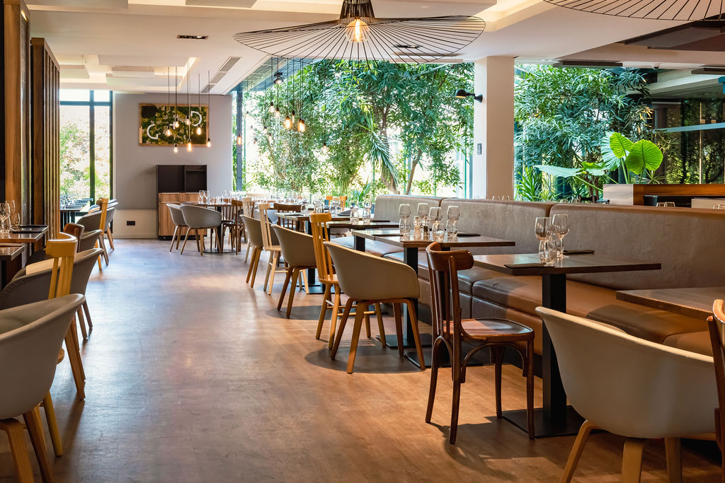 04_RestaurantSalleVide2_3