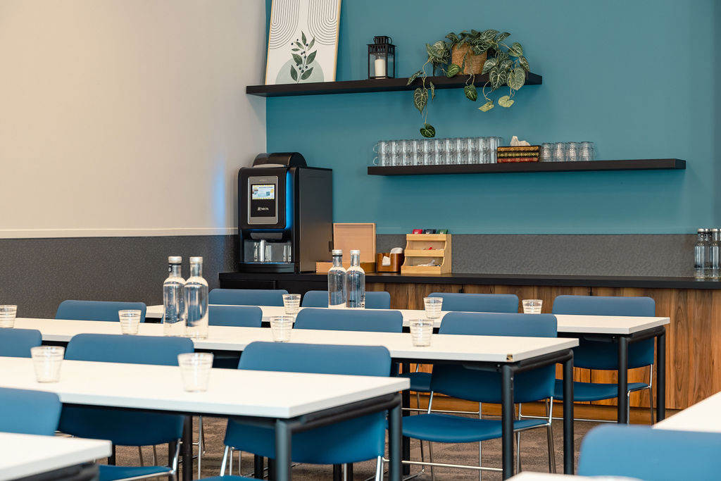 05_SalonRiveDroiteCoinCafe1_2